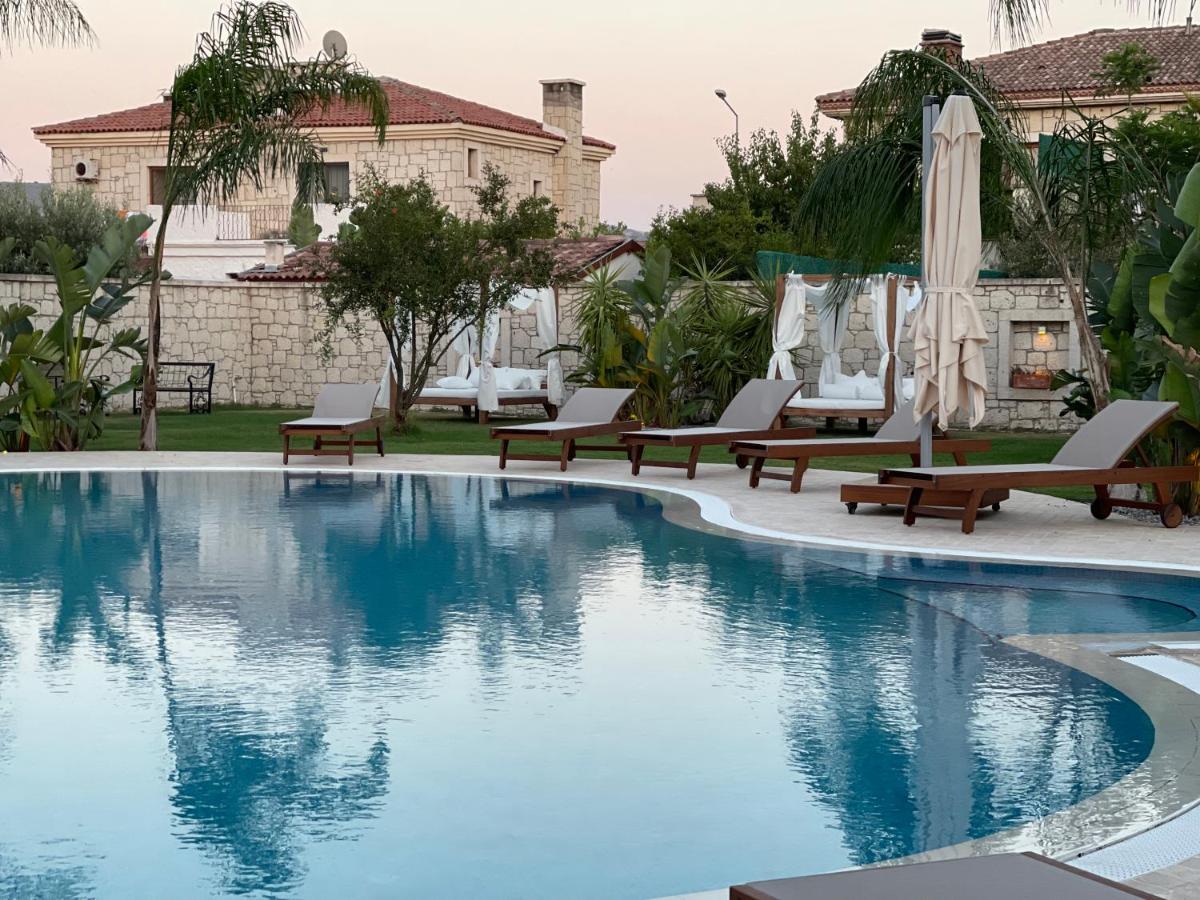 Triangulo Hotel Alaçatı Exterior foto